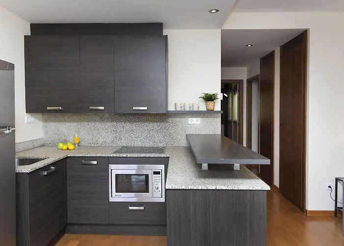 Апартаменты Pirenaica By Bevalle *