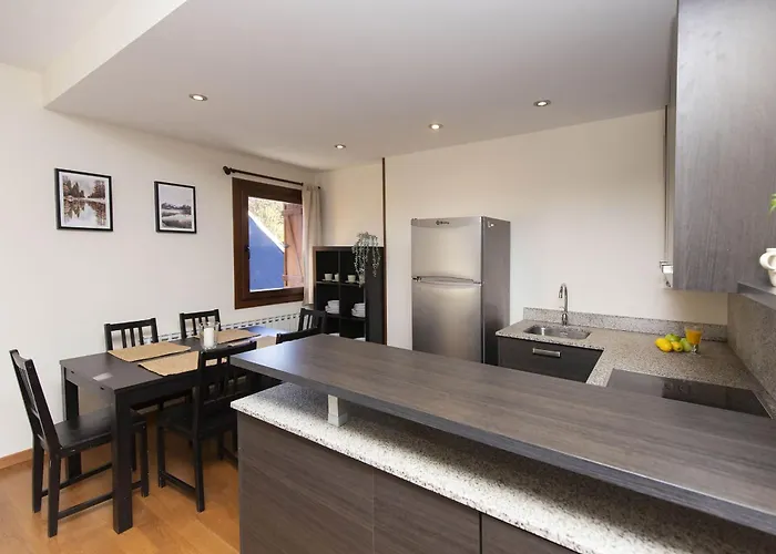 Апартаменты Pirenaica By Bevalle *